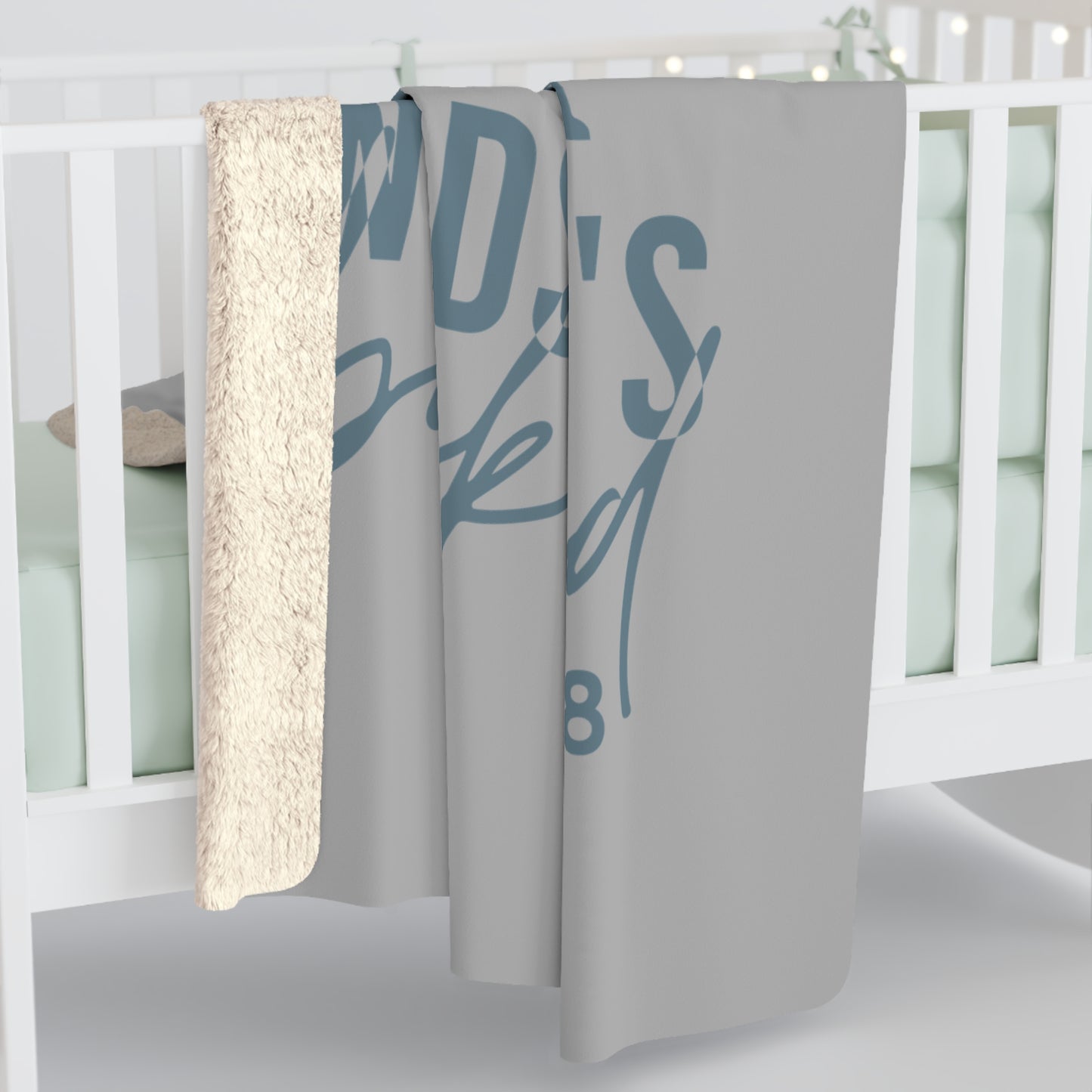 Woodstock's Backyard Sherpa Fleece Blanket