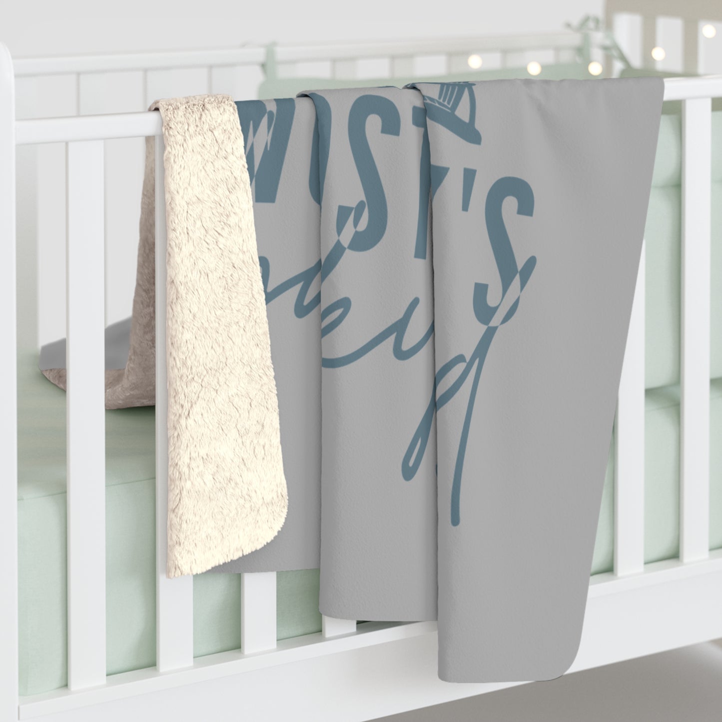 Woodstock's Backyard Sherpa Fleece Blanket